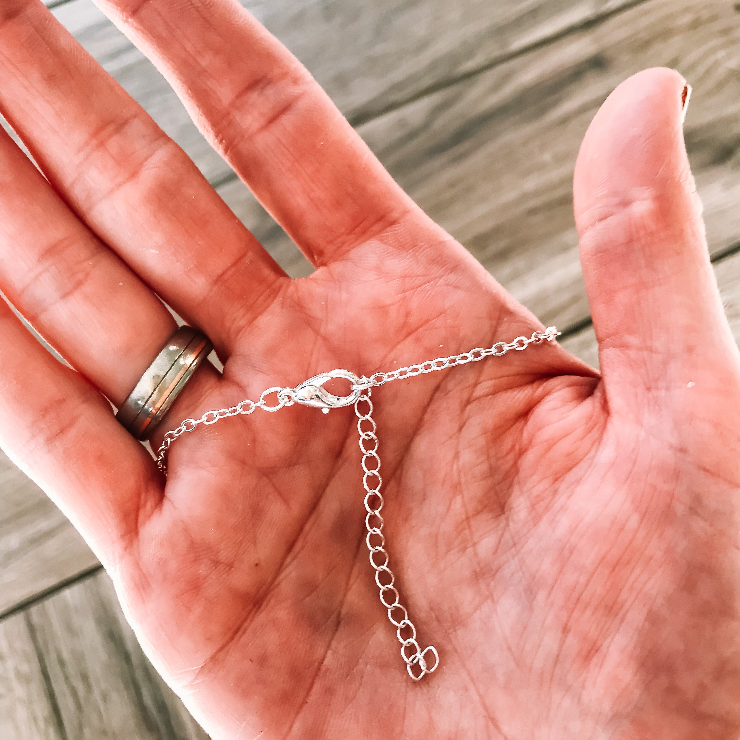Lava steen ketting
